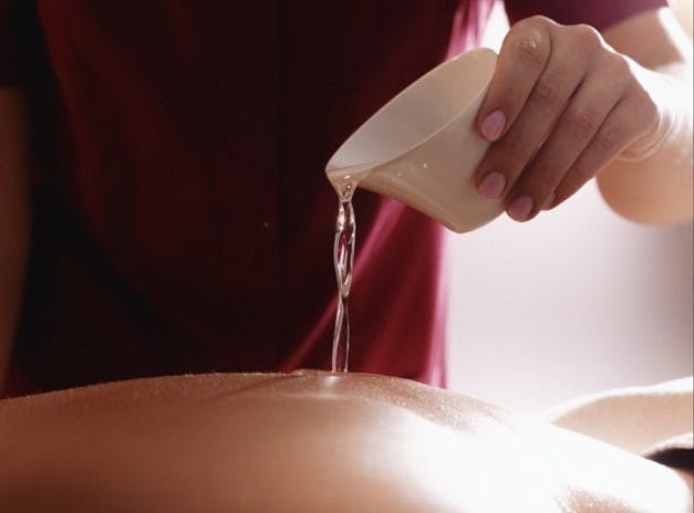 Olive Oil Massage - 50 minutes preview